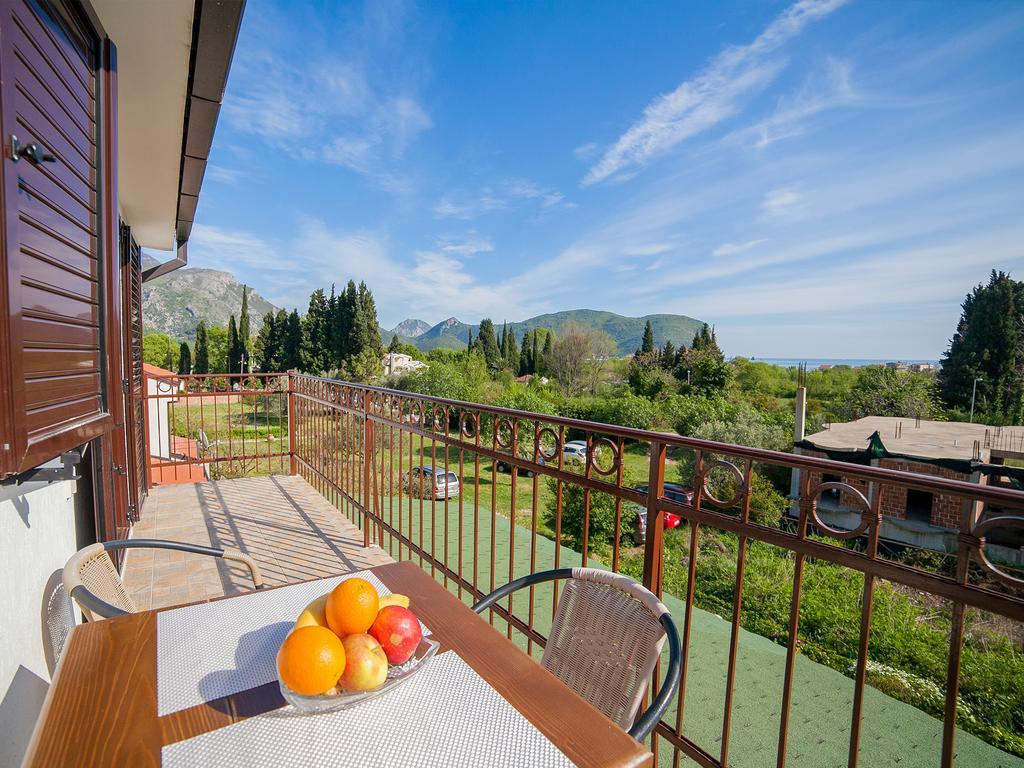 Apartments Viktorija Petrovac Rum bild